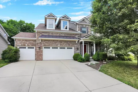 3304 Paisley Pointe, Whitestown, IN 46075