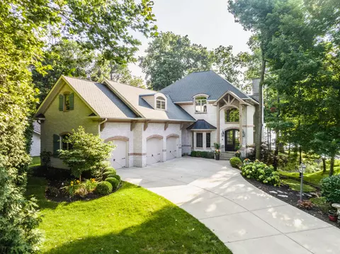 7230 Oak Harbour Cir, Noblesville, IN 46062