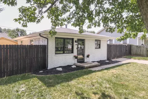 851 Macalpin St, Greenwood, IN 46143