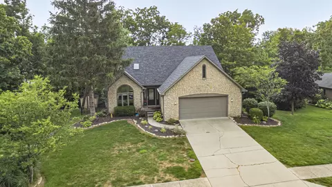 8365 Carefree Cir, Indianapolis, IN 46236