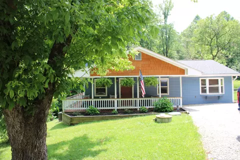 6375 Owl Dr, Nineveh, IN 46164