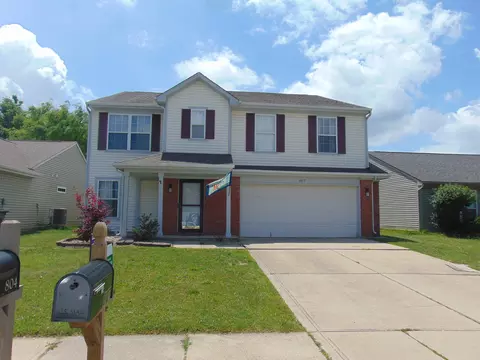 807 Scotch Pine Dr, Greenwood, IN 46143