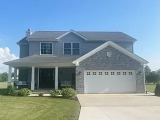 1107 S Lafayette Ave, Frankton, IN 46044