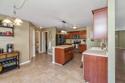 9232 W Grandview Blvd, Pendleton, IN 46064 photo 8