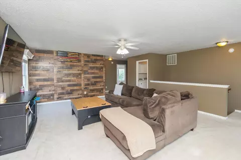 9232 W Grandview Blvd, Pendleton, IN 46064 photo 11
