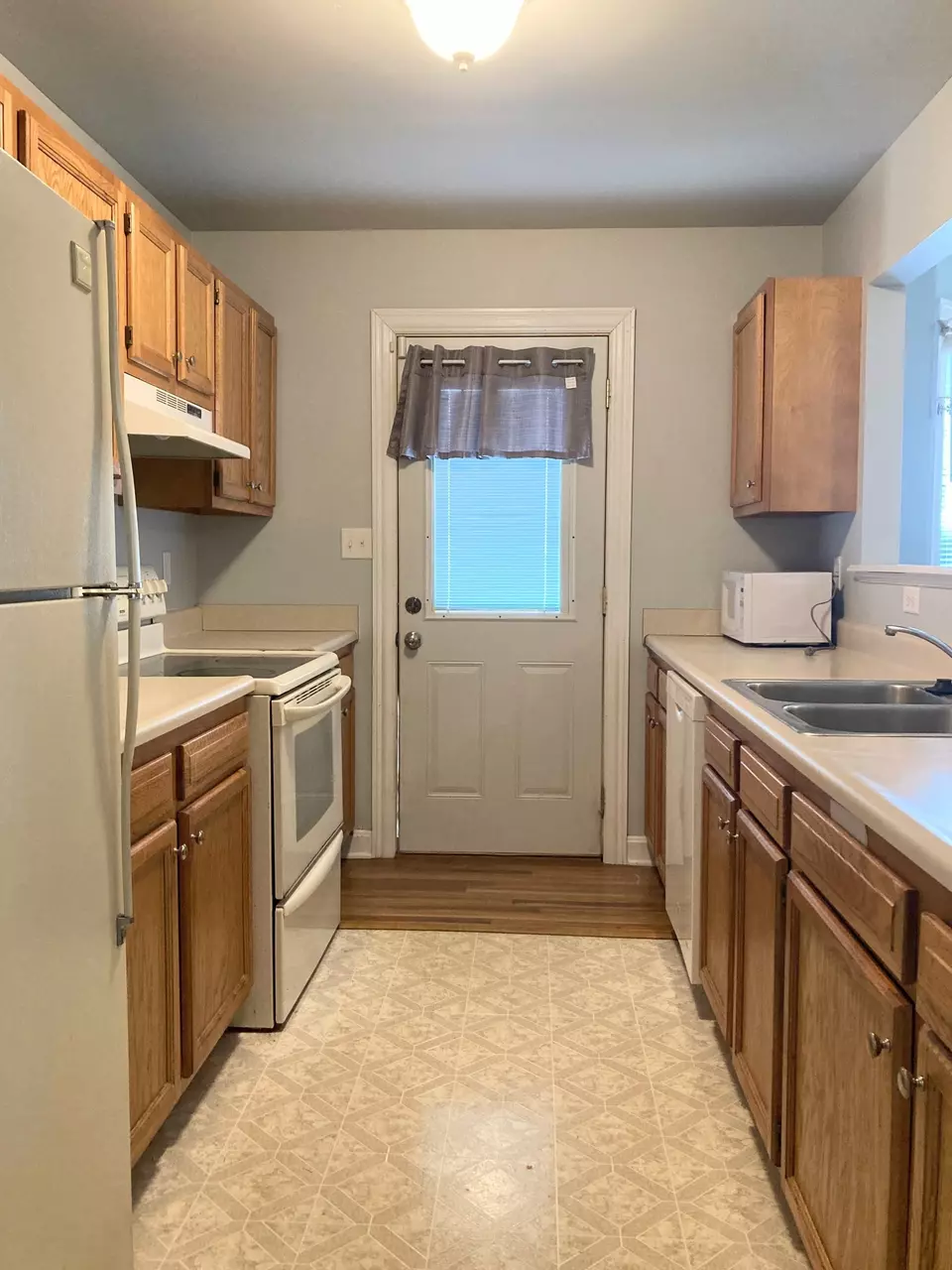  766 N Belmont Ave, Indianapolis, IN 46222 photo 6