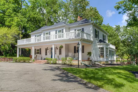 9751 Irishmans Run Ln, Zionsville, IN 46077
