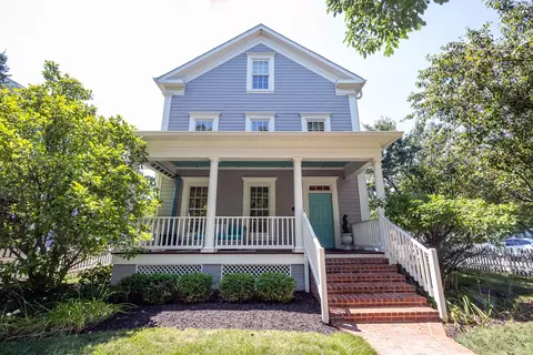 2335 Glebe St, Carmel, IN 46032