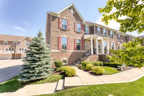 13596 Whitten Dr N, Fishers, IN 46037