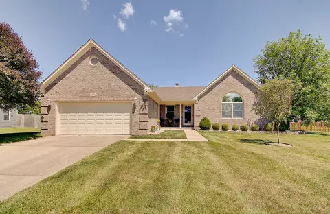 899 Cypress W, Greenwood, IN 46143