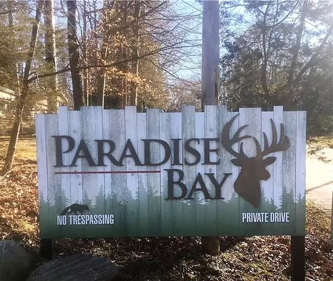 84 Paradise Bay Boulevard, Rockville, IN 47872