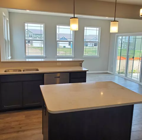 364 Blarney Dr, Pendleton, IN 46064 photo 5