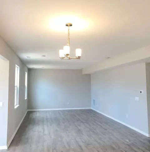 364 Blarney Dr, Pendleton, IN 46064 photo 3
