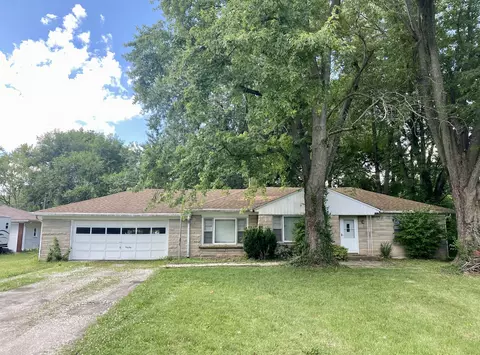 8726 Center St, Indianapolis, IN 46234