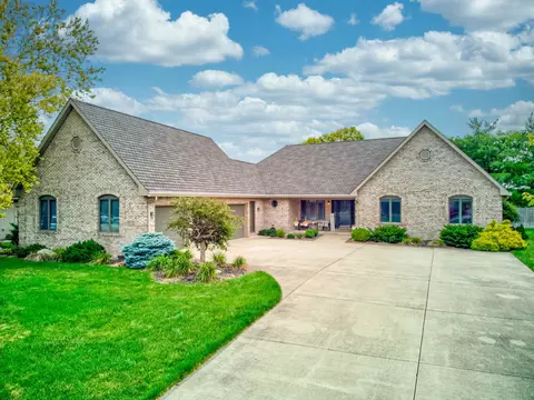 109 Maxey Ct, Tipton, IN 46072