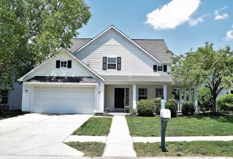 5134 Bird Branch Dr, Indianapolis, IN 46268