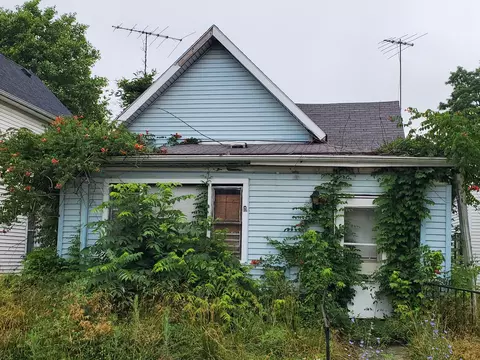 428 W 7th St, Anderson, IN 46016