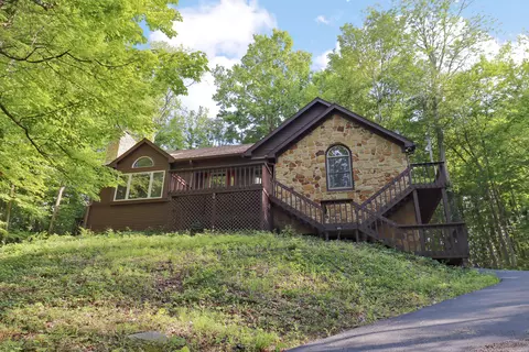 8615 N Log Run Dr, Indianapolis, IN 46234