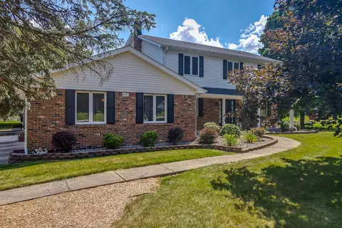 6417 Mills Rd, Indianapolis, IN 46221