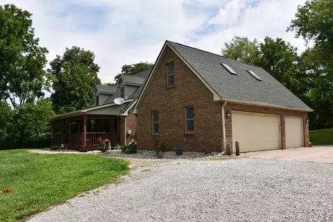 1469 N Blue Bluff Rd, Martinsville, IN 46151
