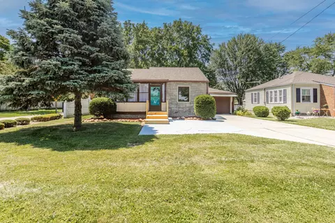 1505 Lindberg Rd, Anderson, IN 46012