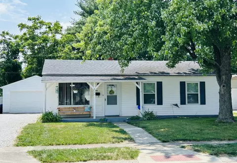 711 Eberhart Dr, Shelbyville, IN 46176