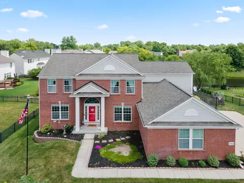 19058 Edwards Grove Dr, Noblesville, IN 46062