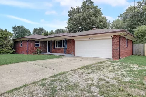 7819 Hollybrook Ln, Indianapolis, IN 46227