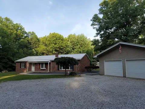 6883 W Us Highway 40, Brazil, IN 47834