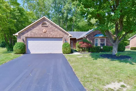 5724 Cross Bridge Ct, Plainfield, IN 46168