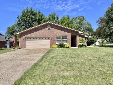 1014 Morningside Dr, Lebanon, IN 46052