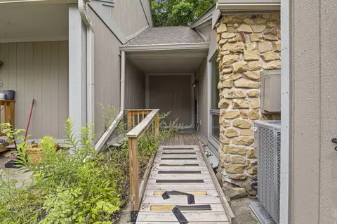 4221 Woodsage Trce, Indianapolis, IN 46237