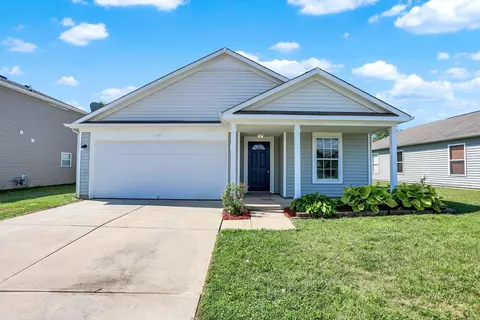 713 Loon Ln, Greenwood, IN 46143