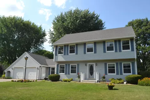 3184 W Tam O Shanter Dr, Crawfordsville, IN 47933