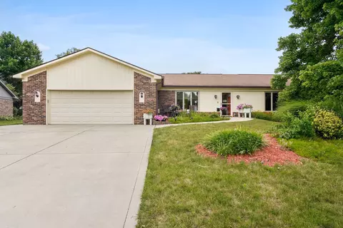 1704 Beech Dr N, Plainfield, IN 46168