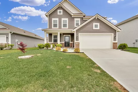 10334 Pronghorn Ln, Indianapolis, IN 46239