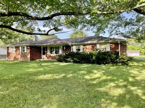 3309 Bridlewood Trl, Danville, IN 46122