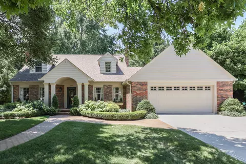 1804 S Crooked Ln, Greenwood, IN 46143