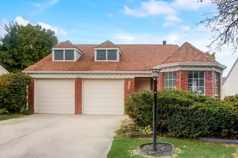 6588 Pointe East Ct, Indianapolis, IN 46250