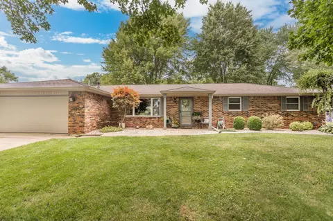 908 Sherman St, Frankton, IN 46044