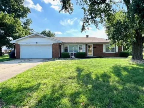 2602 Wildwood Ln, Columbus, IN 47201