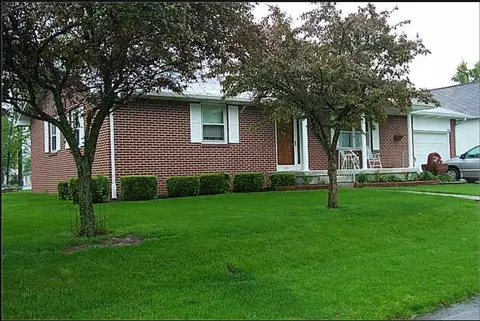 112 N 4th St N, Spiceland, IN 47385