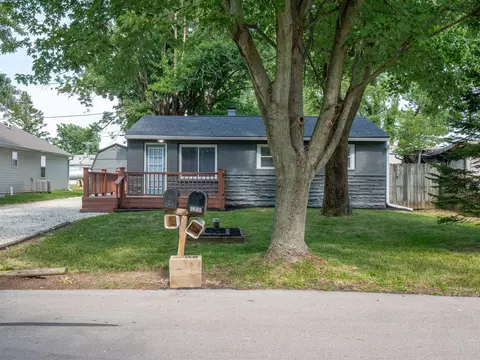 6307 Turner Dr, Clayton, IN 46118