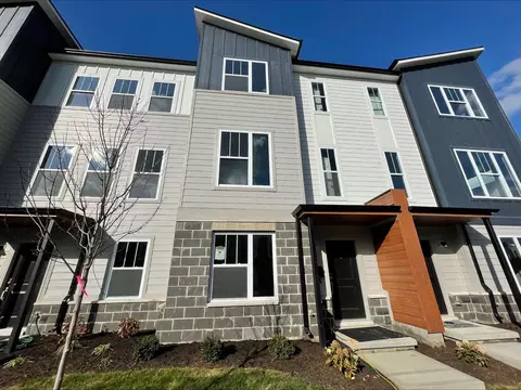 3128 W New York St, Indianapolis, IN 46222