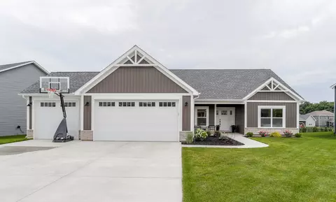 5320 Daffodil Dr, West Lafayette, IN 47906