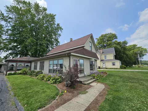5805 W 300 N, Greenfield, IN 46140