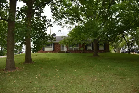 421 Conduitt Dr, Mooresville, IN 46158
