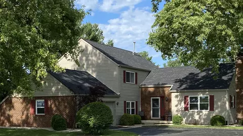 47 S Centerline Rd, Franklin, IN 46131