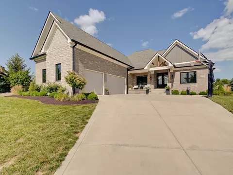 4943 Kerrington Blvd, Bargersville, IN 46106