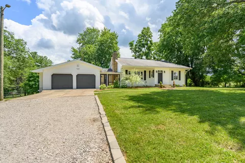 7649 Becks Grove Rd, Freetown, IN 47235